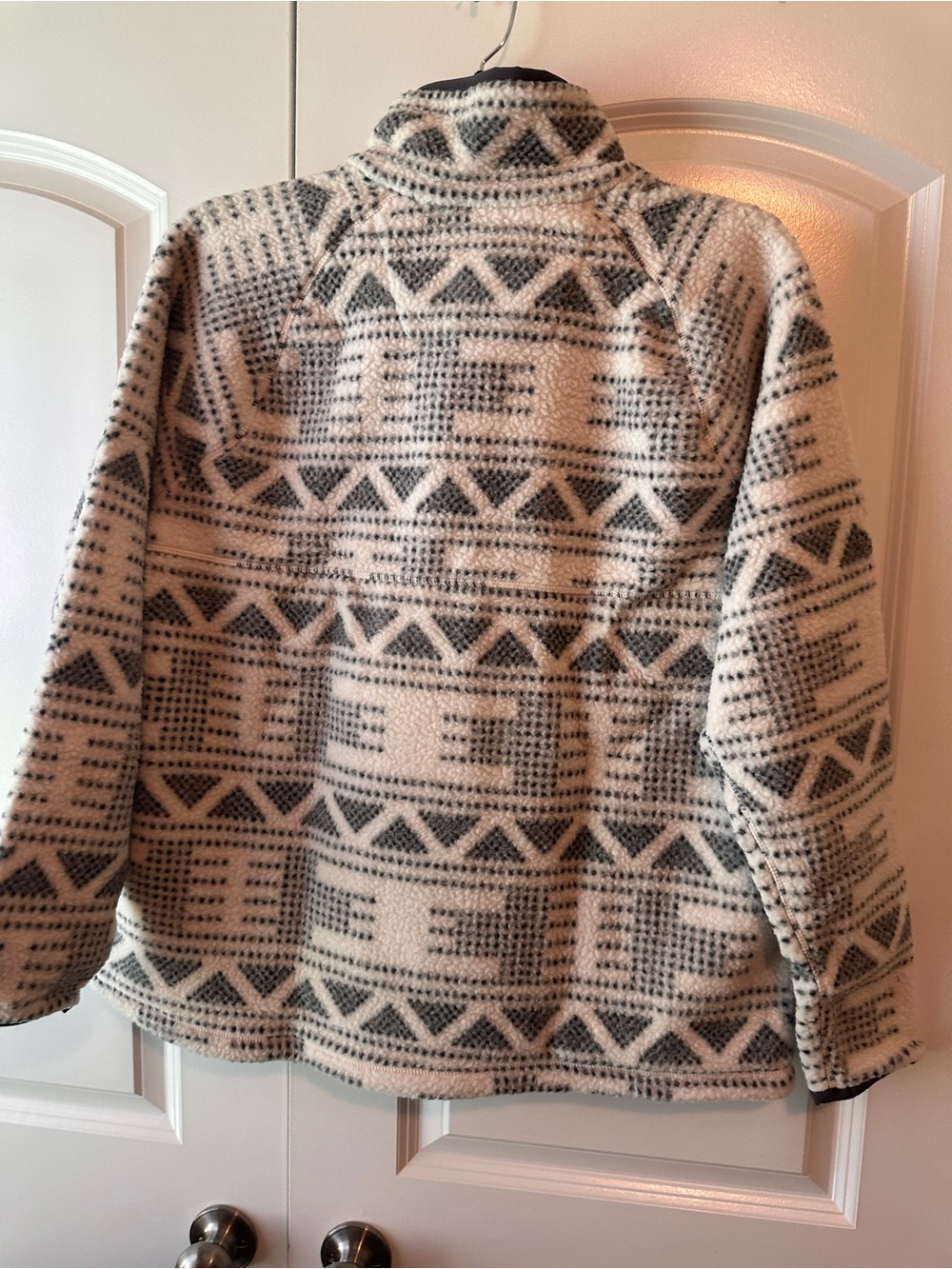 Carhartt Cream and Gray Patterned Fleece Zip Pullover Jacket - Picture 5 of 6